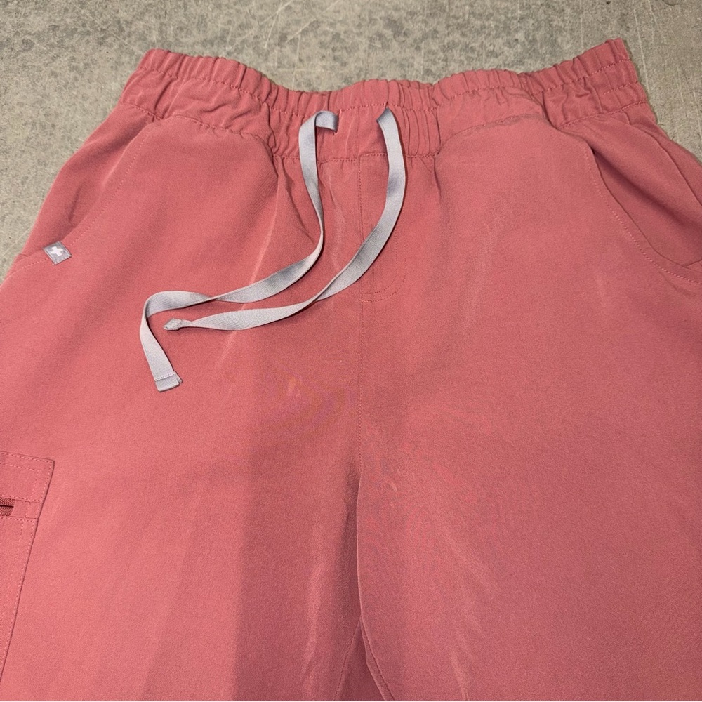 Figs scrubs set - Picture 6 of 7